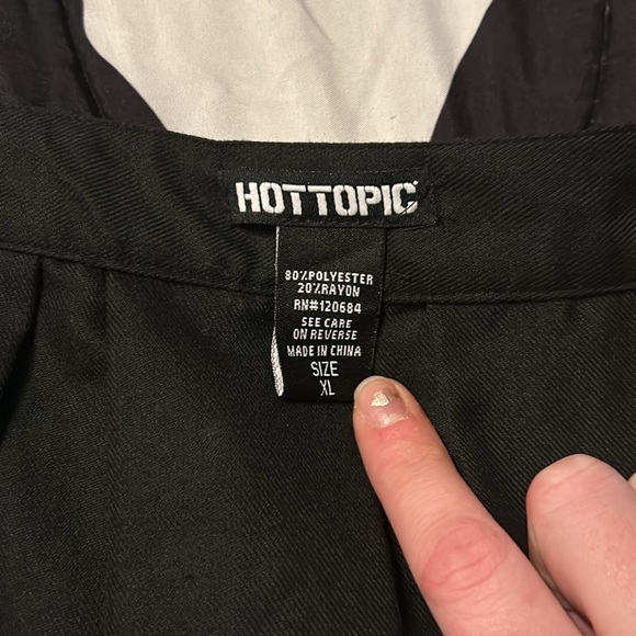 Hot Topic Lace Trim Skirt - Picture 5 of 5